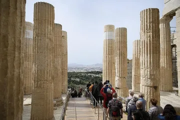 Затварят Акропола заради жегите