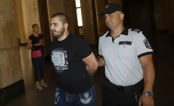 Синът на Гълъбин Боевски остава в ареста