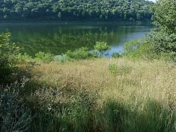 Намериха тяло на мъж в язовир