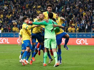 Бразилия оцеля след драма на Копа Америка