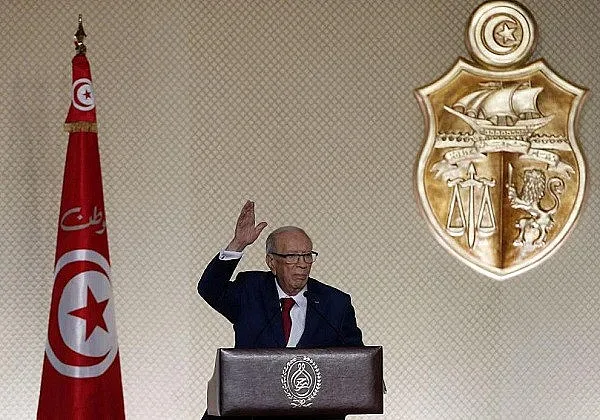 На 92 почина президентът на Тунис