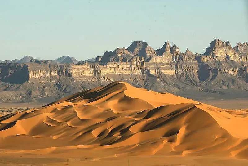 Жега от Сахара върхлита Европа