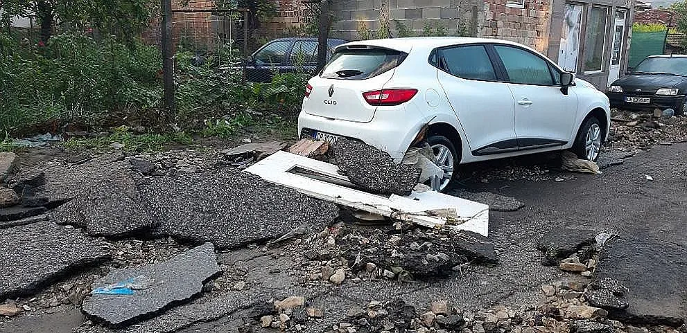 Бедствено положение в Котел (СНИМКИ)