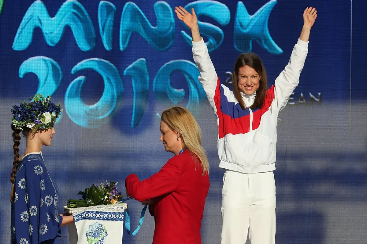 Стефка Костадинова награди призьорки в Минск