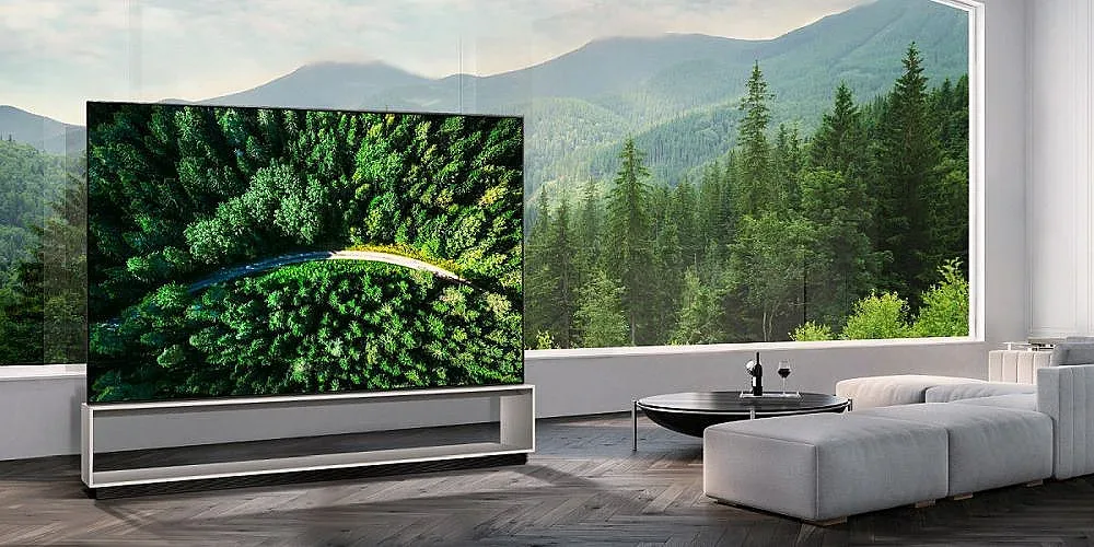 Първия в света 88-инча 8K OLED TV пуска LG