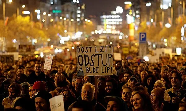В Прага: 250 000 протестиращи искат оставката на Бабиш
