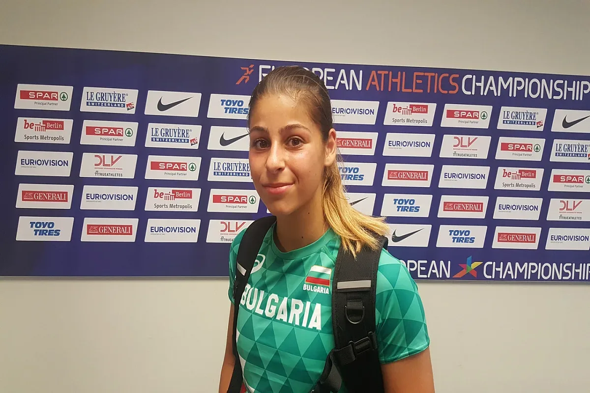 Алекс Начева оглави световната ранглиста