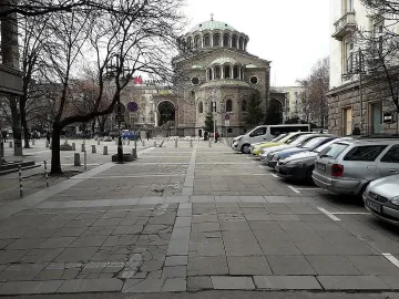 Кой и как ще обнови площад „Света Неделя“?