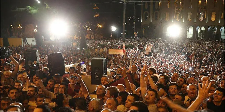 Председателят на грузинския парламент Кобахидзе подаде оставка