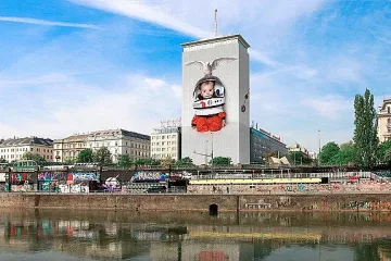 Българка опакова сграда в центъра на Виена