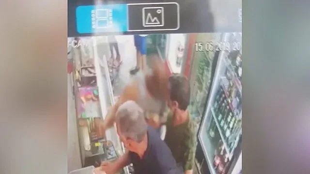 Бой в магазин за печеливша капачка