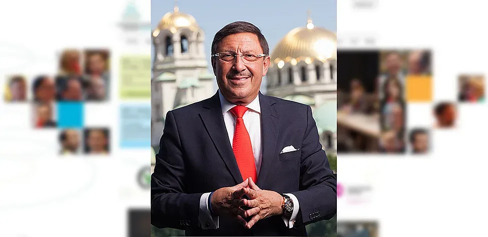 М. Бехар става шеф на комуникационен форум в Давос