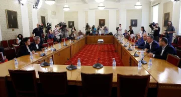 ДПС: Обществото да финансира партиите