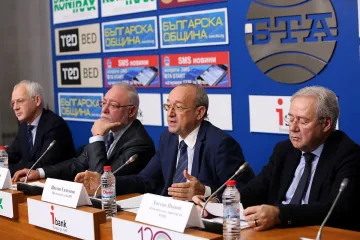 Бизнесът: НЕК изкривява пазара на ток