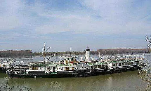 "Радецки" - нарязан на скрап и построен наново