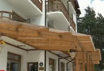 Проверяват къщите за гости в Батак и Велинград