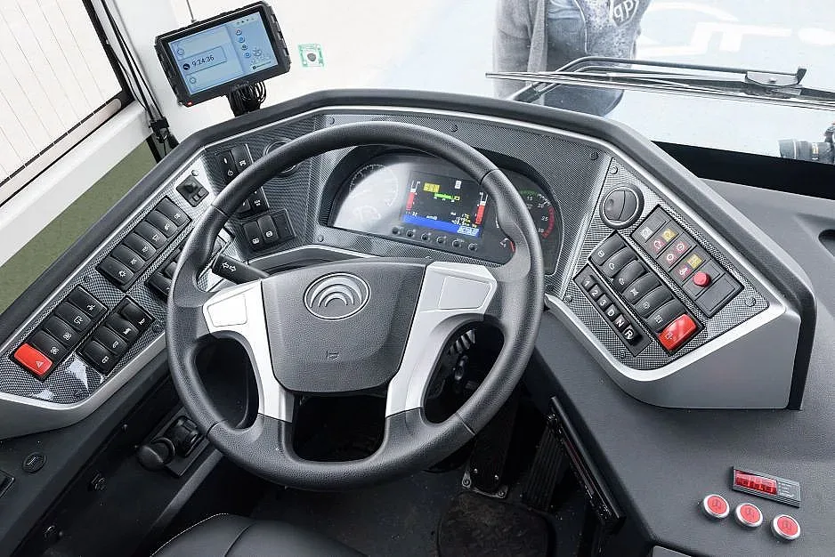 Тежка липса на кадри в транспорта