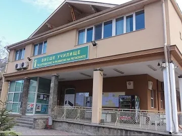 ВУЗ дава електромобил за записан първокурсник