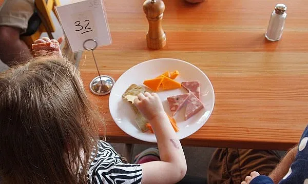 Какво ще сервират на децата в забавачката?