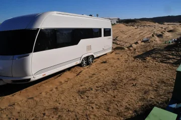 Гласуват глобите за палатки върху дюни