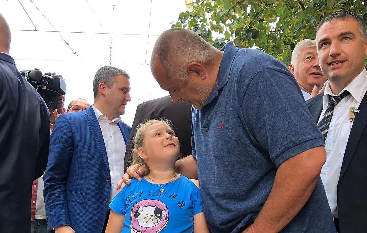 Борисов и Влади Горанов си разменят вицове