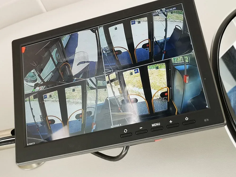 40 камери вече дебнат по бус-лентите в София