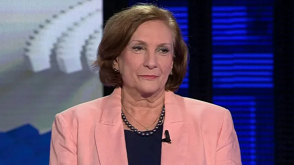 Искра Михайлова към министрите: Ще се строят язовири, но кои са спешните мерки за водата за хората?