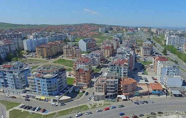"Шарено котле" представя етническото богатство в Бургас