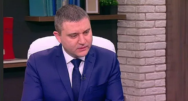Горанов: С Борисов говорихме за оставката ми