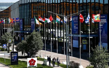 Подаряват чаши със злато