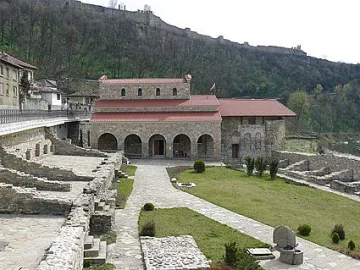 Духът на цар Калоян броди в църквата „Св. 40 мъченици“