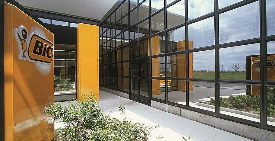 Французи откриват 200 работни места в България