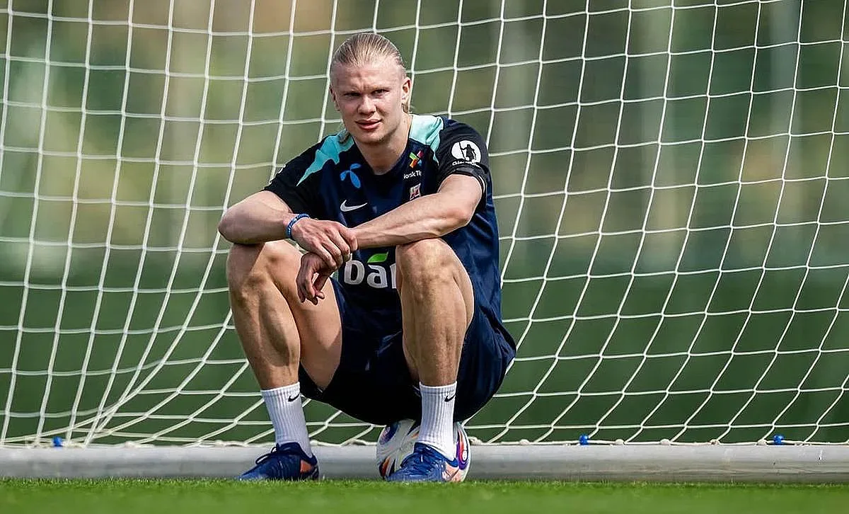 Ерлинг Холанд като Терминатора: Ще се върна! (СНИМКА)