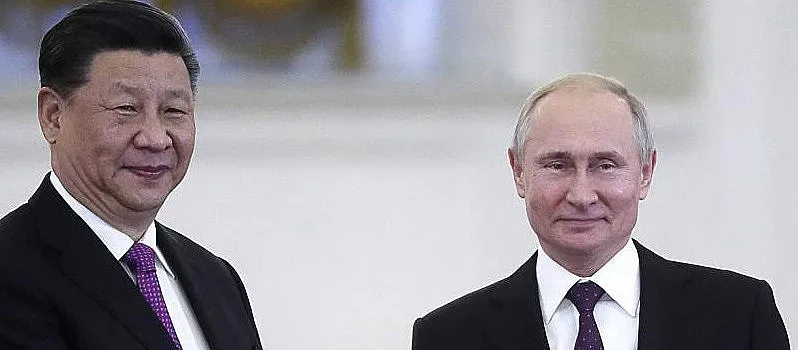 Си Цзинпин и Путин откриват кът за панди