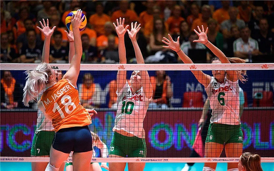 Волейболистките вече с 10 загуби