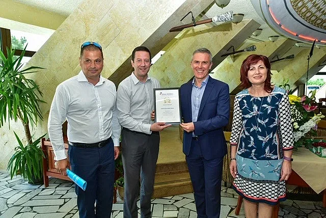 “Балкан Холидейз" празнува 50 г полети Великобритания - България