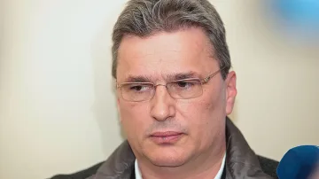 Лазов с нови разкрития за Цв. Василев