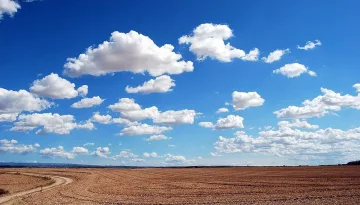 Пролетта се завръща за дни, преди зимата да ни навести отново