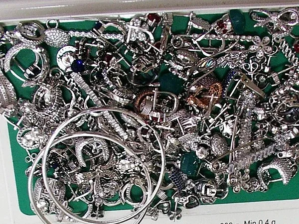7 кг контрабандни сребърни накити иззеха на МП "Лесово"