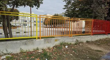 Пребиха 11-годишно дете