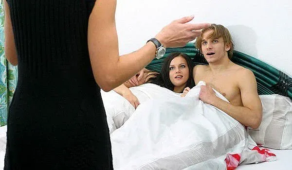 Клиника кастрира кръшкащи съпрузи без пари