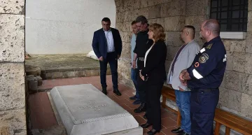 Калояновият гроб все още с опасност от наводняване