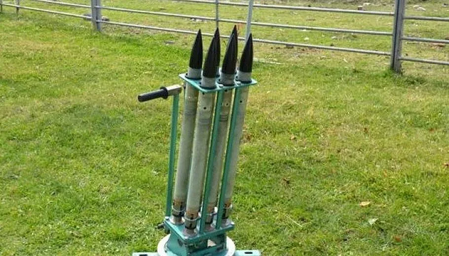 Ракета се заби до леглото на старица