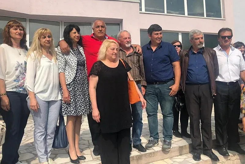 Борисов пак юрна джипа по магистралите