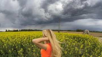 Юни започва с гръмотевични бури