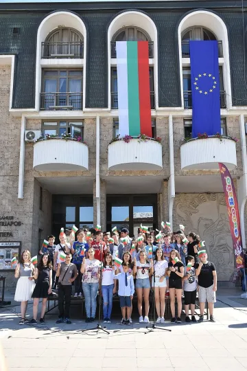 Община с много изненади за децата на 1 юни