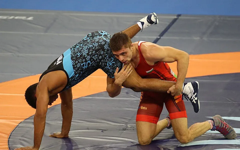 Миро Киров на финал на държавното по борба