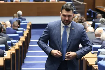 Външният министър отговори на "Възраждане". Посочи голямата заплаха