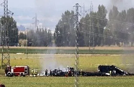 Мъж и жена са загиналите в самолета (ОБНОВЕНА)