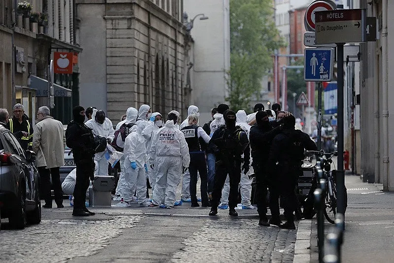 Българи - на метри от взрива от Лион